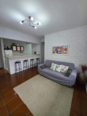 Apartamento para 6 pessoas, Praia Enseada-Guarujá próximo da praia